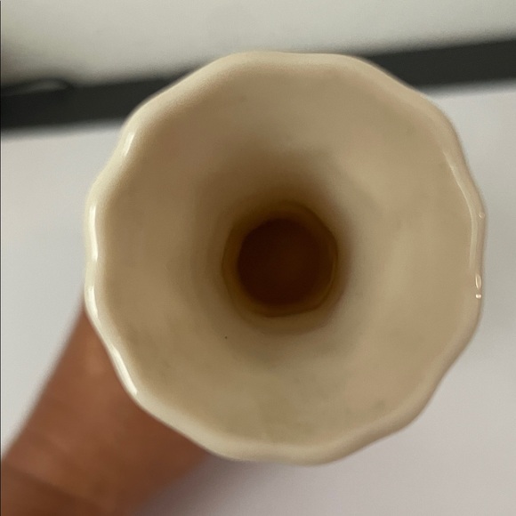 Lenox Elegant Cream Vase - Picture 5 of 5